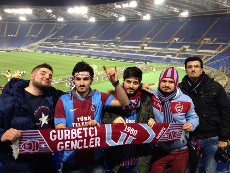 Londralı gurbetçiler Trabzonspor’un yanında