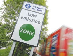 £100 daily charge for polluting vehicles to drive in London