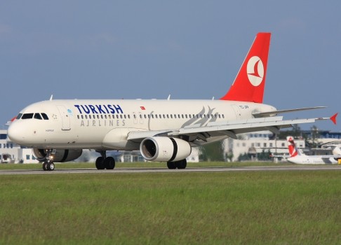 İstanbul-Londra uçağında bir terör tutuklaması daha