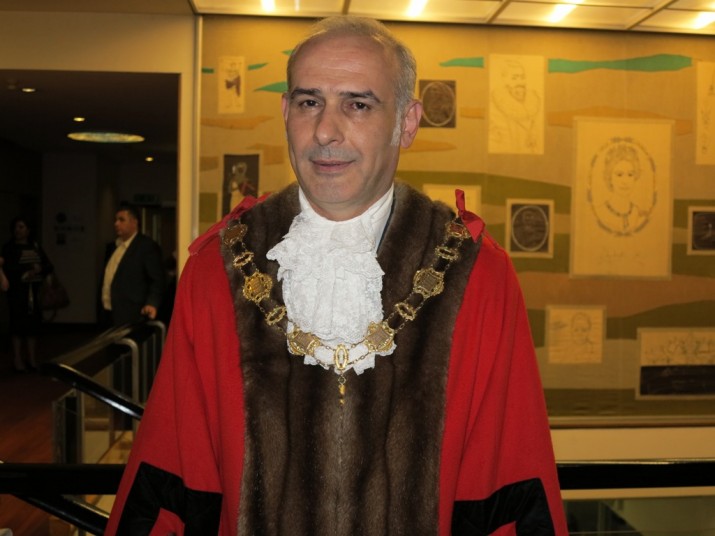 Ali Bakır Enfield Belediye Başkanı