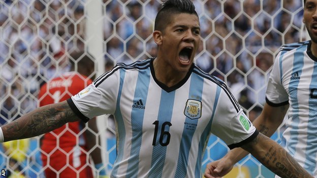 United, Arjantinli  Marcos Rojo’yu aldı