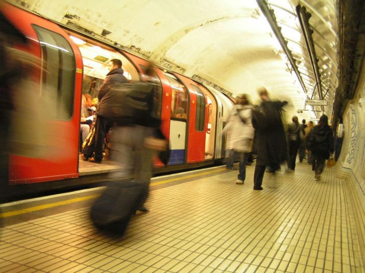 Londra metrosunda Pazartesi sendromu