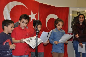 Çocuklar Atatürk’ü andılar