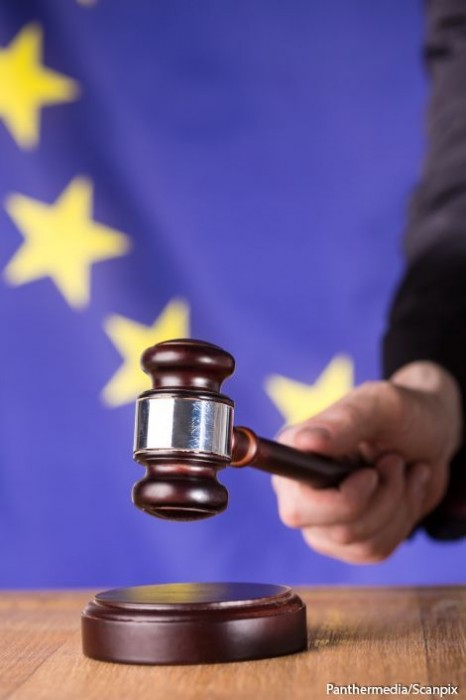 EU stops Turkish benefit ban