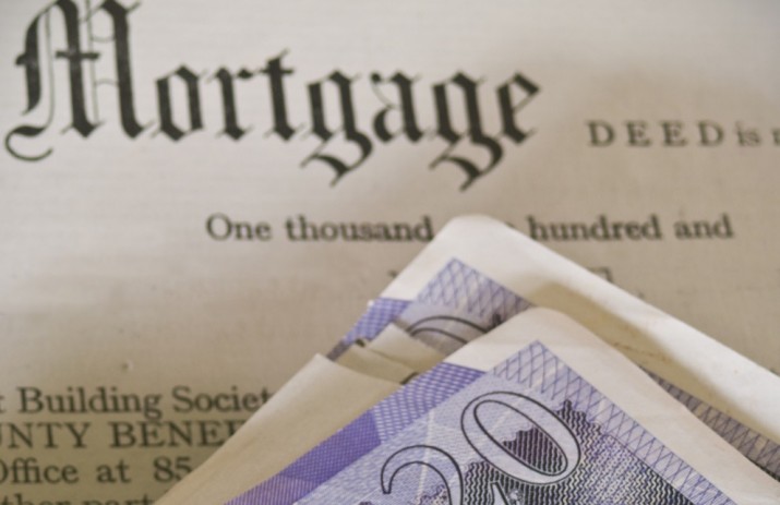 Mortgage kreditörleri, faiz oranlarındaki artış korkuları nedeniyle anlaşmaları geri çekiyor