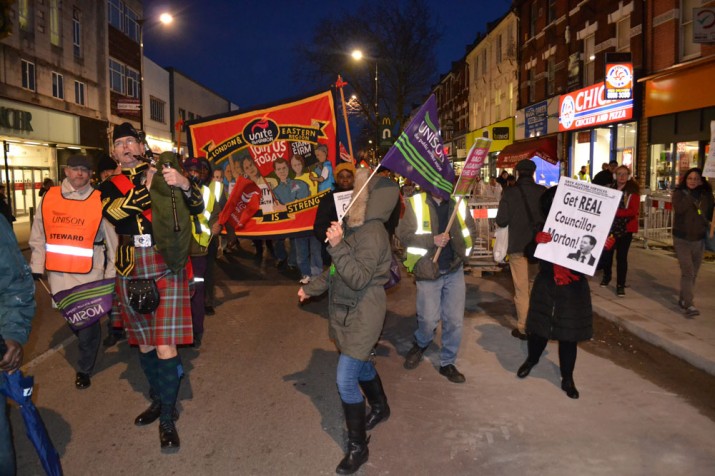 Haringey Belediyesi protesto edildi