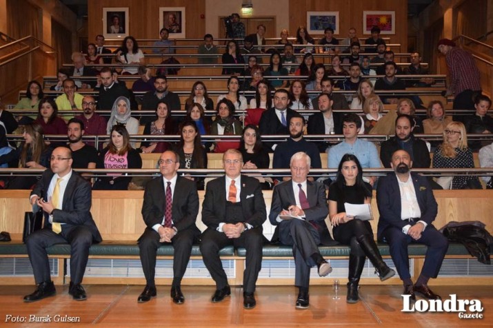 Cambridge Üniversitesi’nde Türkiye ve İslamofobi konuşuldu