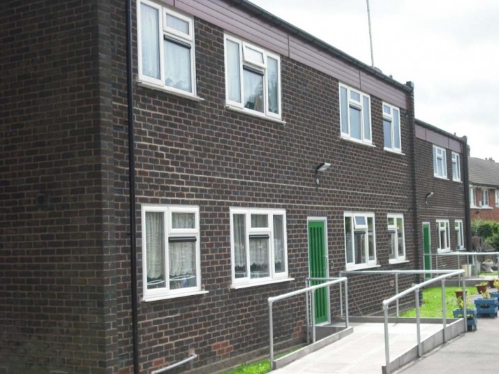 Enfield, Britanya’da ev dolandırıcılarını cezalandıran ilk belediye