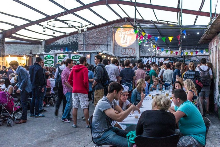Sokak yemekleri festivali her Cuma – Cumartesi Dalston’da