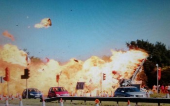 11 dead in air show fireball