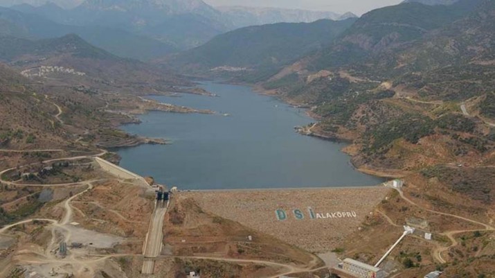 Türkiye’nin suyu KKTC’ye akıyor