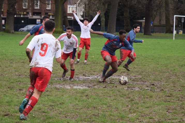 Yeni Boğaziçi ağır bastı: 4-2 (VIDEO)