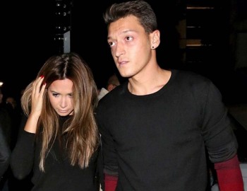 Mesut Özil, sevgilisi Mandy’den ayrıldı