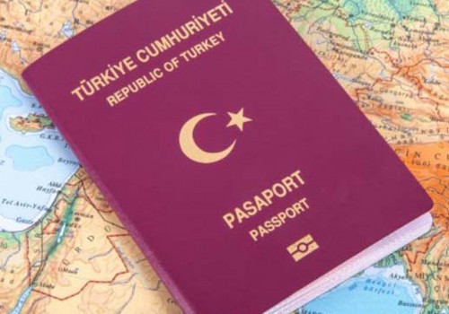 AB, Türkiye’ye verdiği vize muafiyeti sözünü sulandırmaya çalışıyor