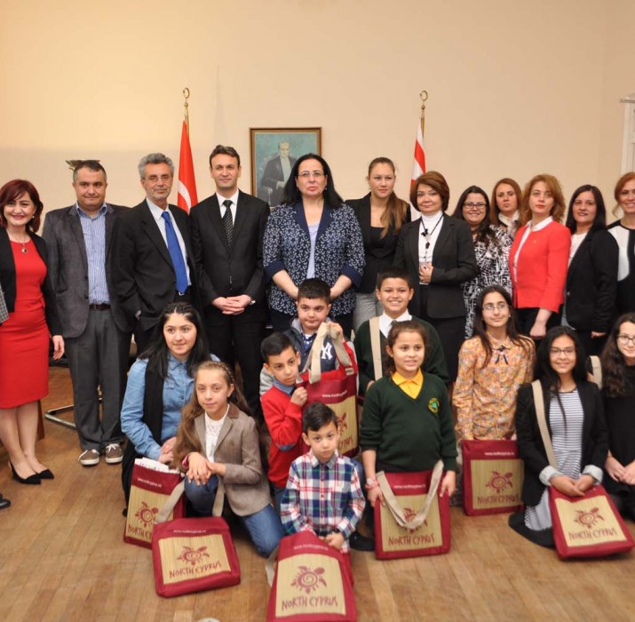 British Turkish Women Association made donations to 5 schools