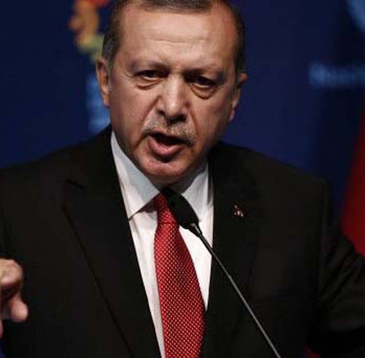 AB, Türkiye’ye karşı ahlaki üstünlüğünü kaybetti
