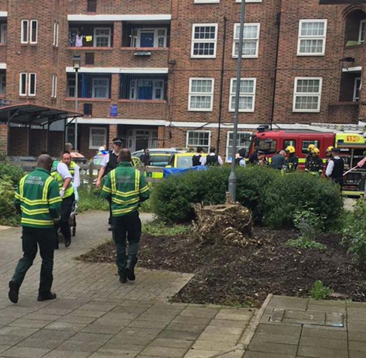 Hackney’de patlama ve yangın: Bir ölü, üç yaralı