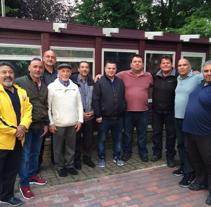 Londra Masterler iftar yemeğindeydi