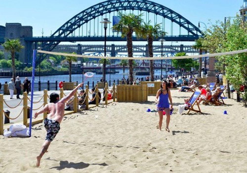 Hottest days of summer hits Britain