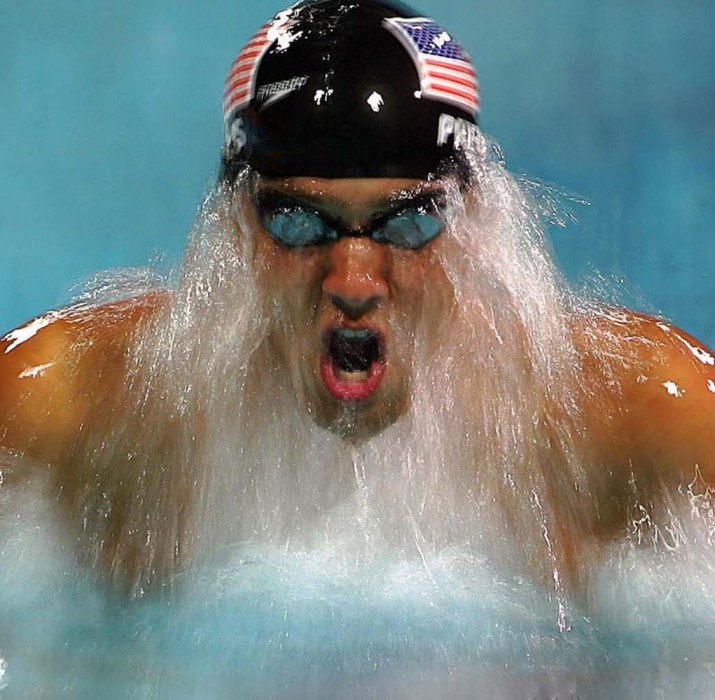 Michael Phelps’ten iki altın madalya daha