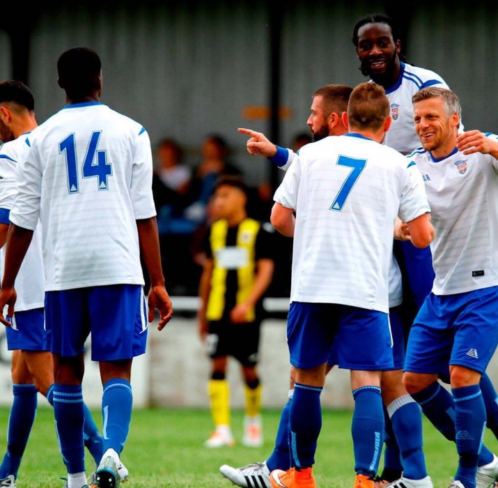 Waltham Forest hızlı başladı: 5-0