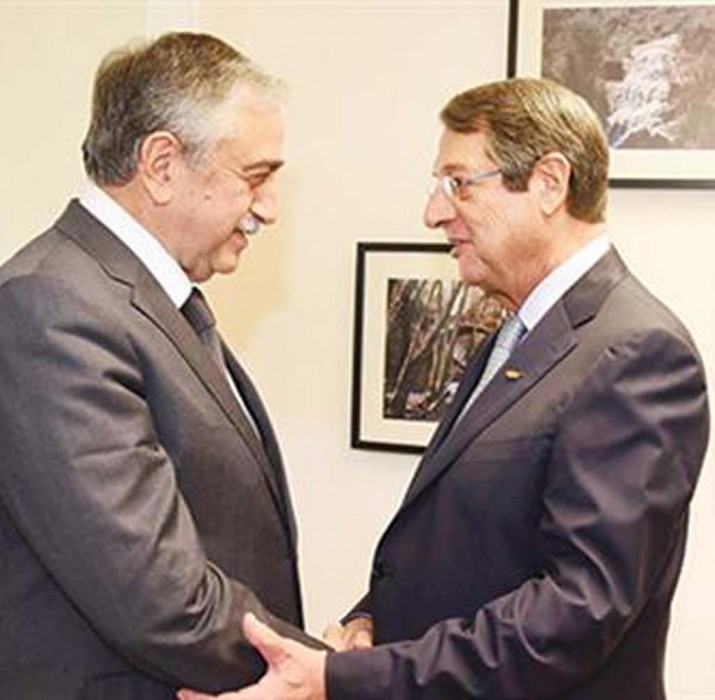 Leaders start marathon talks for Cyprus peace
