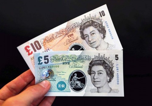 İngiltere’de ilk plastik banknot tedavülde