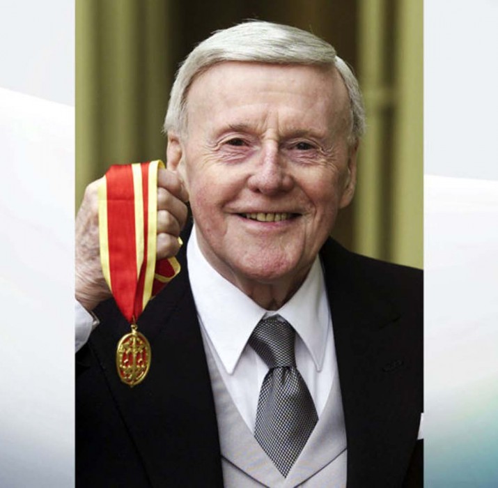 Veteran broadcaster Sir Jimmy Young dies