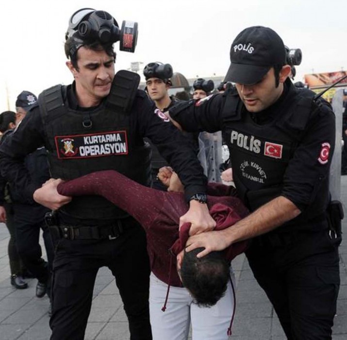 Economist: Siz Trump’ı izlerken  Türkiye muhalifleri tutukluyor