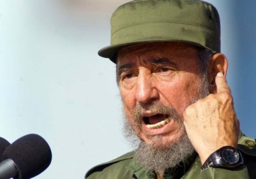 Küba devriminin lideri Fidel Castro yaşamını yitirdi