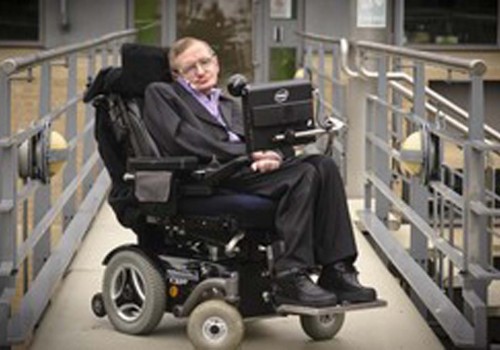 İngiliz fizikçi Stephen Hawking Roma’da hastaneye kaldırıldı