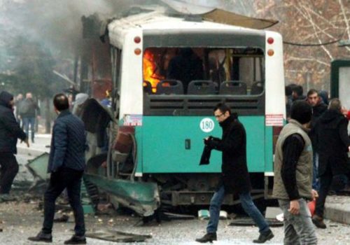 Kayseri’de bombalı saldırı: 13 asker hayatını kaybetti, 55 yaralı