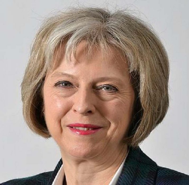 Başbakan Theresa May: Noelin tadını çıkarın