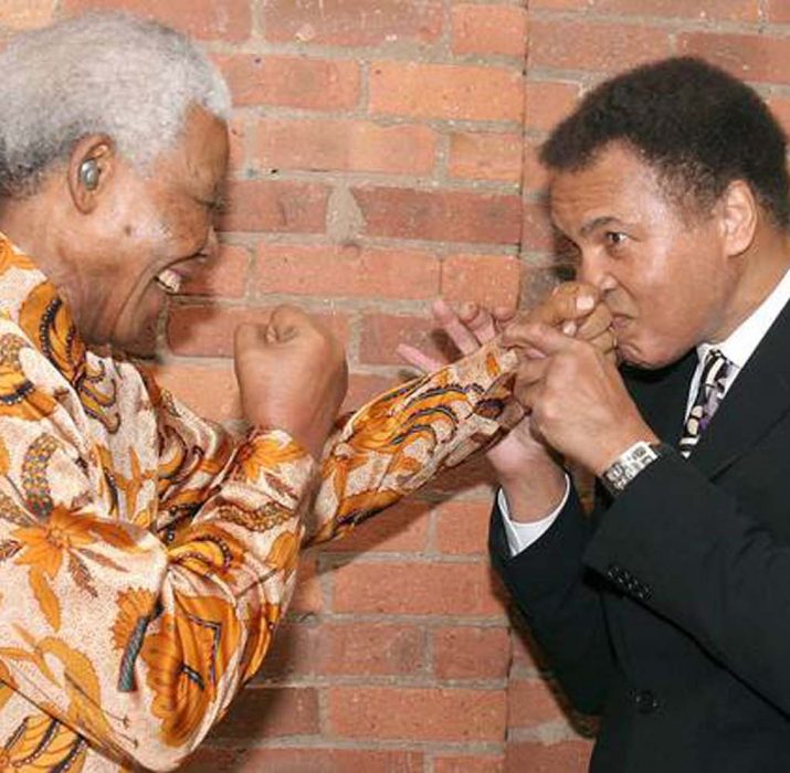 Muhammed Ali’nin Mandela’ya mektubu 7 bin 200 sterline satıldı