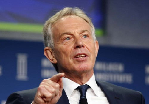 Blair’den popülist siyasete karşı enstitü