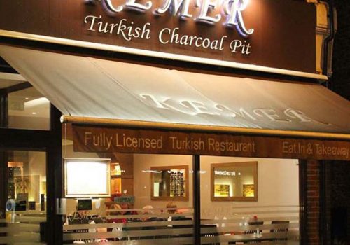 Güney Londra’da damak çatlatan lezzetler ve ‘Şeftali Kebabı’ bu adreste:  KEMER TURKISH RESTAURANT