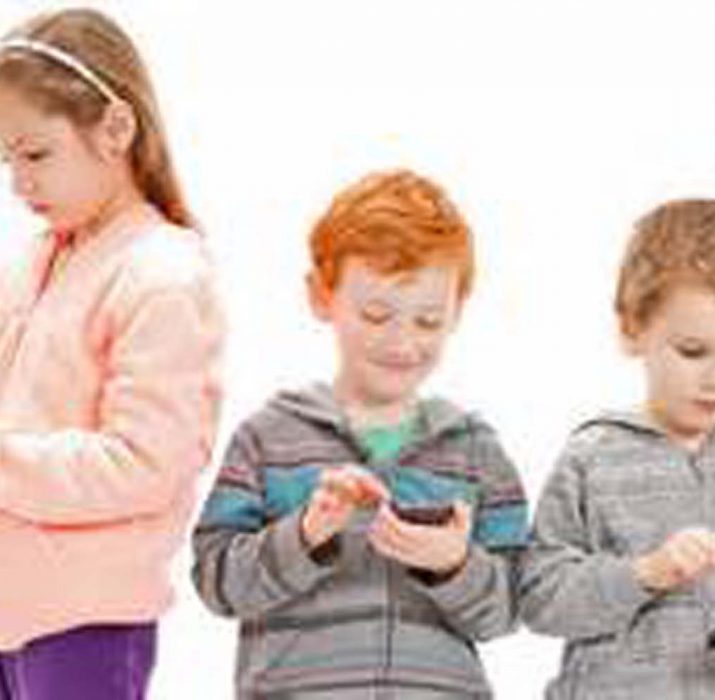 Çocuğunuzun akıllı telefonuna el koyarsanız ne olur?