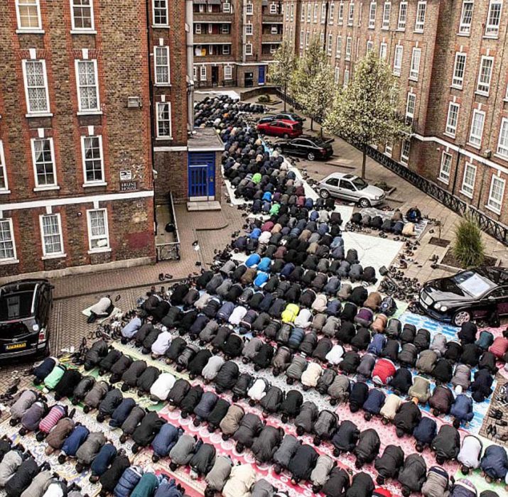 İngiltere’de ‘Müslüman isimliler’ daha zor iş buluyor