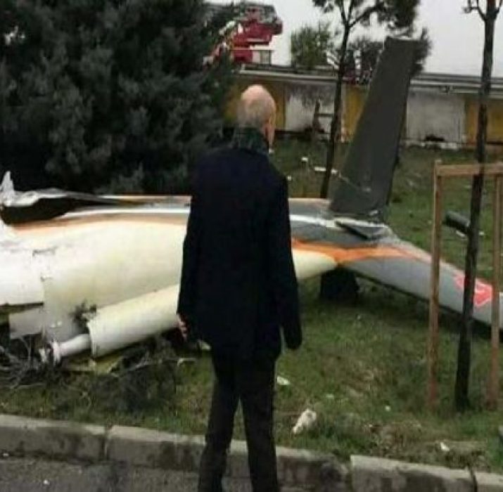 İstanbul’da helikopter düştü