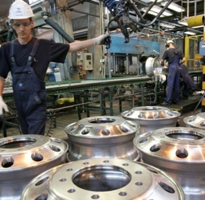 İngiltere’de sanayi üretimi yüzde 0,4 daraldı