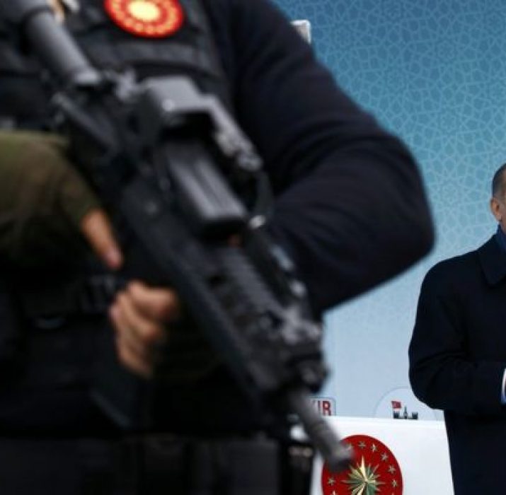 FT: Erdoğan Kürtlerin kalbini kazanmaya çabalıyor