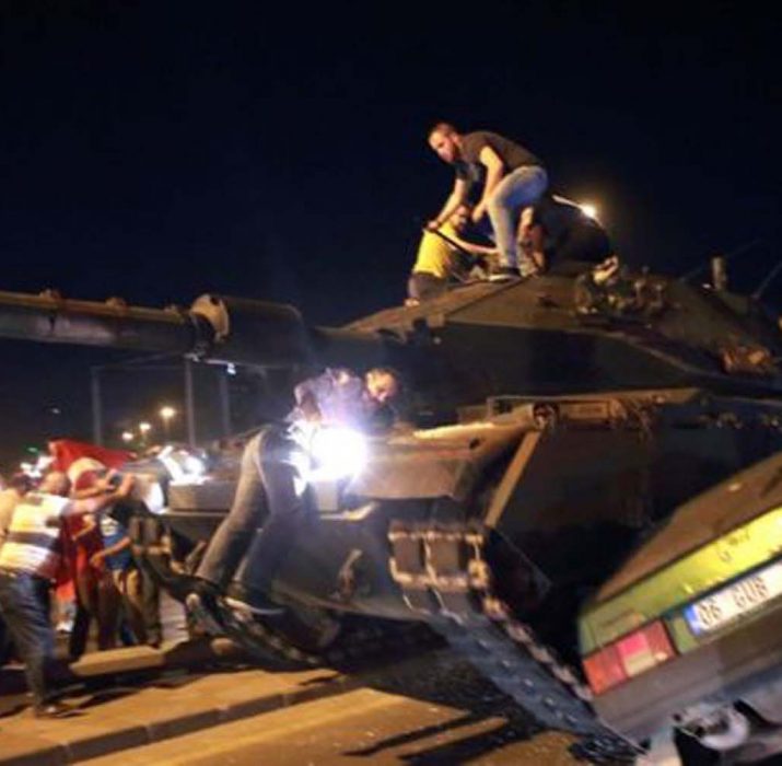 Darbe yargılamaları Türklerin siyasi tercihlerini gösteriyor