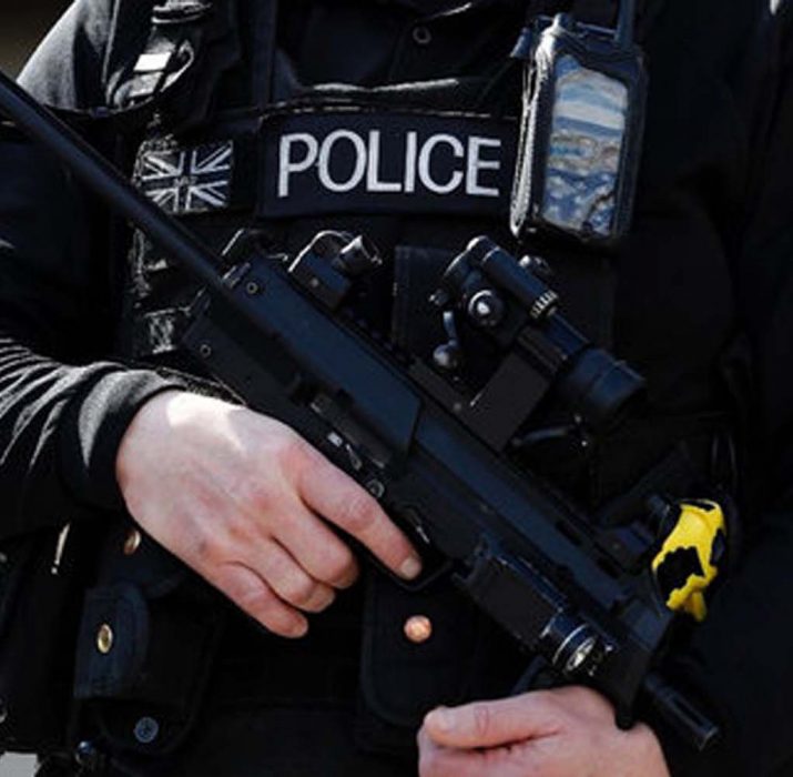 Londra’da 3 kadın terör şüphesiyle gözaltına alındı
