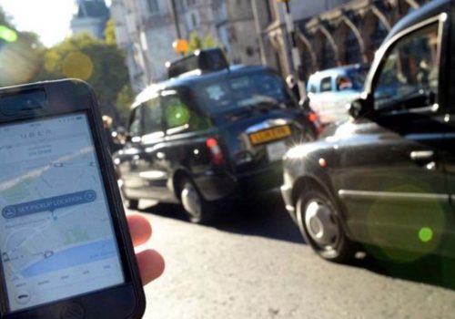 Uber to appeal against English tests for drivers