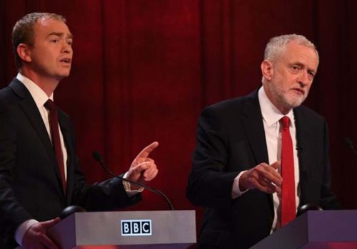 Muhalefet BBC’deki programa çıkmayan Başbakan May’e yüklendi