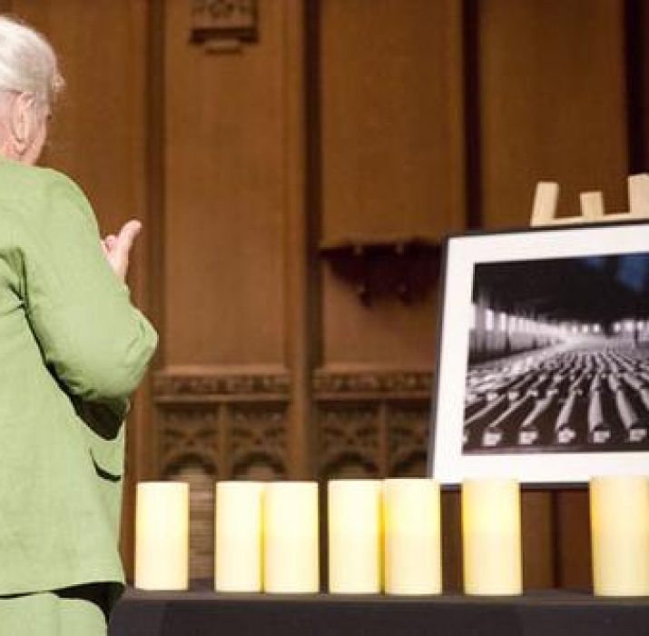 Srebrenitsa soykırımı 22.yılında Londra’da anıldı