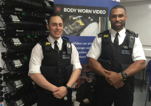 Haringey’de polis ‘vücut kamerası’ uygulamasına başladı
