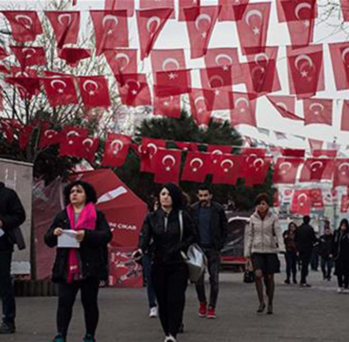 Turkish unemployment rate falls to 10.5 pct in April
