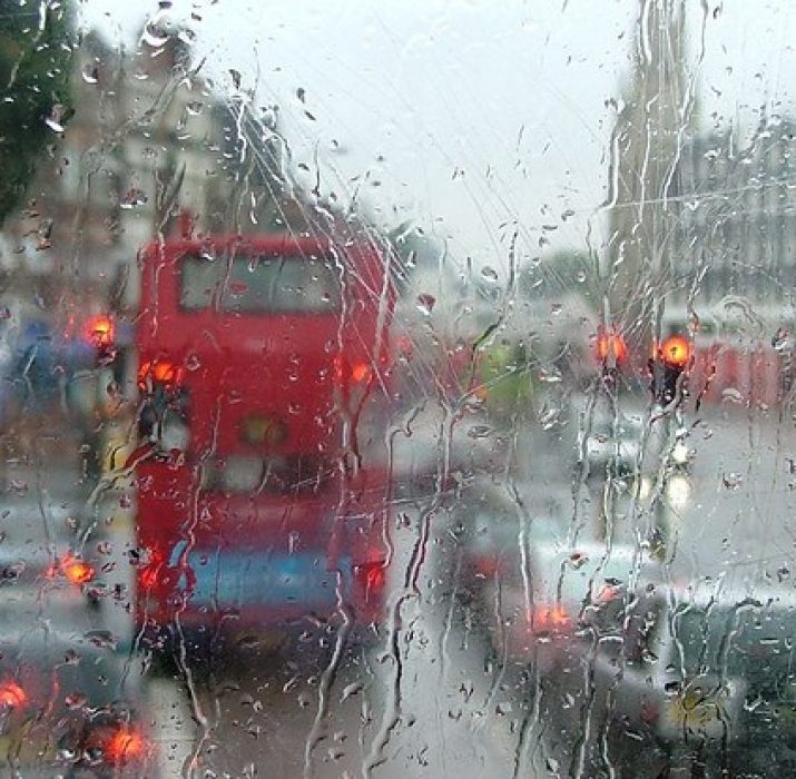 Dikkat: Londra’ya şiddetli yağmur ve fırtına geliyor