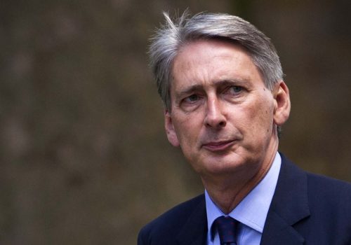 UK’s Hammond sees no sharp change to migration rules after Brexit